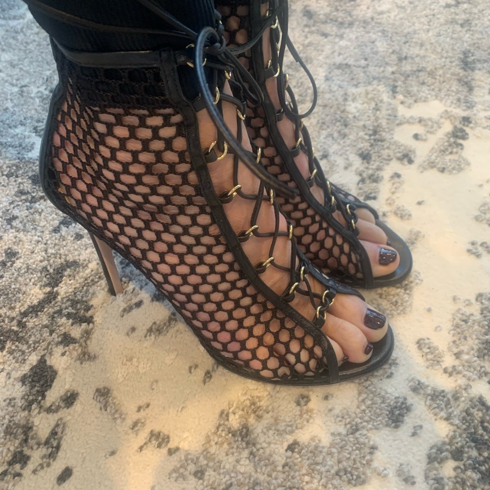 Gianvito Rossi Helena Caged Bootie